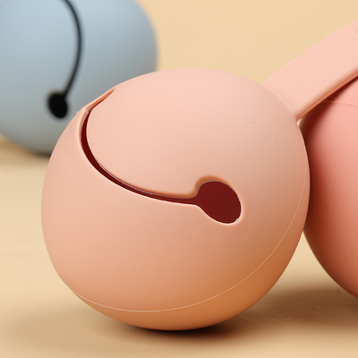 เคสซิลิโคน Dummy Holder พิมพ์แบบกำหนดเองสีสันสดใส ปลอดสารพทาเลต Infant Nipple Clip