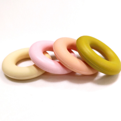 แหวนยางกัดซิลิโคนรูปโดนัท SGS 4.2*4.2*0.9cm For ที่รัก